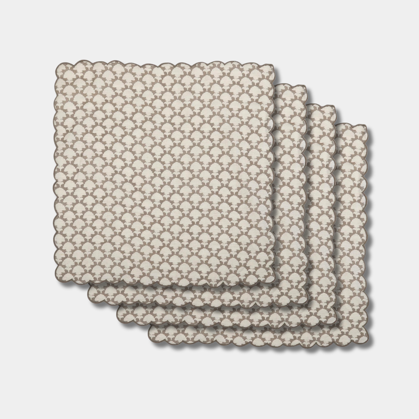 Yonge Cotton Scalloped Edge Napkins (Set of 4)