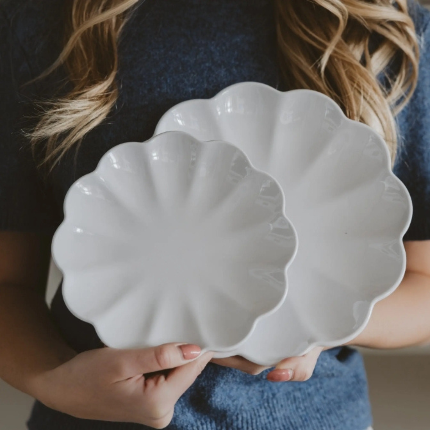 Scallop Melamine Serving Tray (Set of 2)