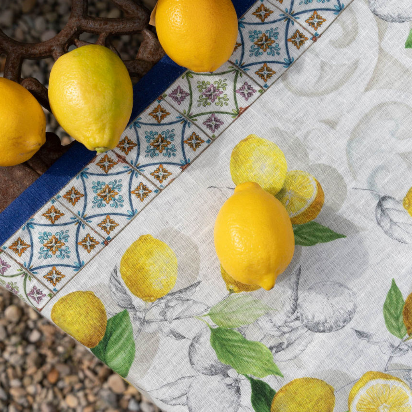 Cetara Table Runner