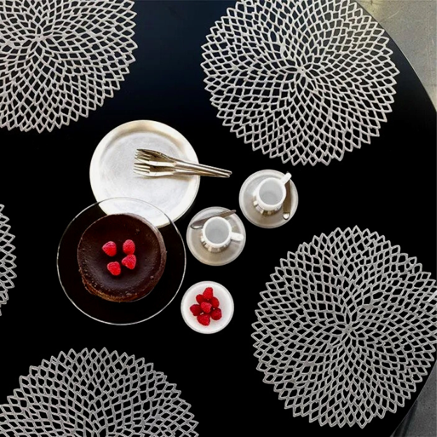 Chilewich Dahlia 14 Placemat Set of 4 - Gunmetal